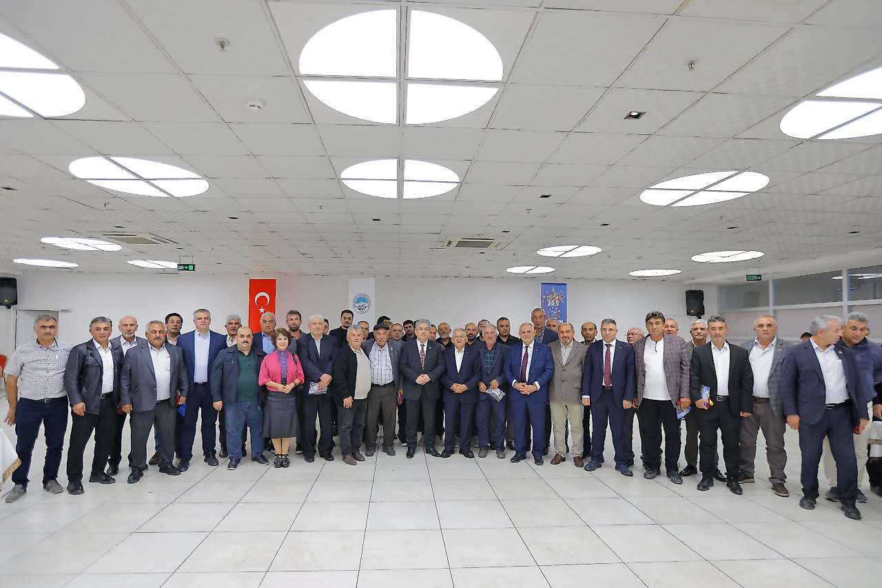 Başkan Büyükkılıç, Yahyalı'da muhtarlarla bir araya geldi