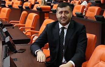 Baki Ersoy eylem yapan işçilere sahip çıktı