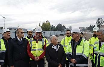 Başkan Büyükkılıç Kartal Katlı Kavşağı'nda son durumu yerinde inceledi