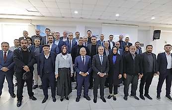 Başkan Büyükkılıç, Talas ve Hacılar'da muhtarlarla istişare toplantıları gerçekleştirdi