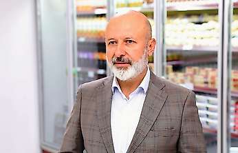 Başkan Çolakbayrakdar: 'Paranın geçmediği mağazalarda hemşehrilerimizin yanındayız'