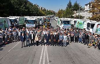 Melikgazi'nin temizlik ekipleri mahallelerde sonbahar temizliğine başladı