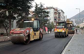 Talas Bahçelievler'de 750 ton sıcak asfalt