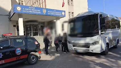 Kayseri'de masaj salonlarına fuhuş operasyonu: 10 tutuklama