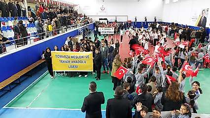 Tomarza'da Cumhuriyet Bayramı coşkusu