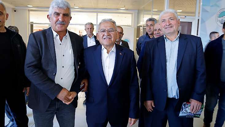 Başkan Büyükkılıç, Yahyalı'da muhtarlarla bir araya geldi