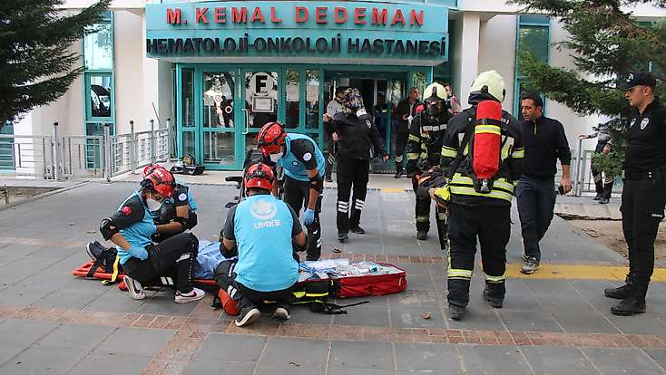 Erciyes Üniversitesi'nde deprem ve yangın tatbikatı