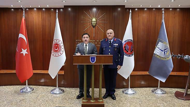 Vali Çiçek, 2. Hava Bakım Fabrika Müdürlüğünün 100. yıl etkinliklerine katıldı