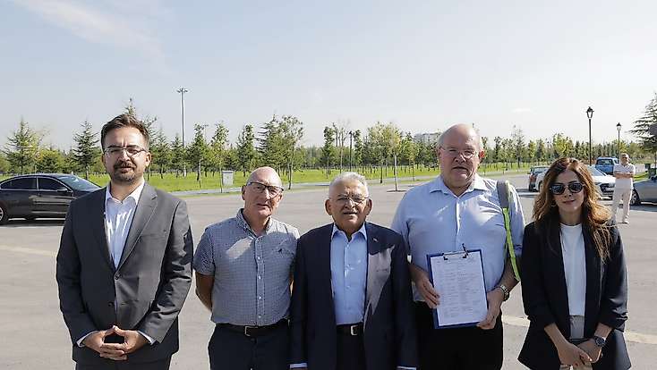 Recep Tayyip Erdoğan Millet Bahçesi'ne 'Yeşil Bayrak' ödülü