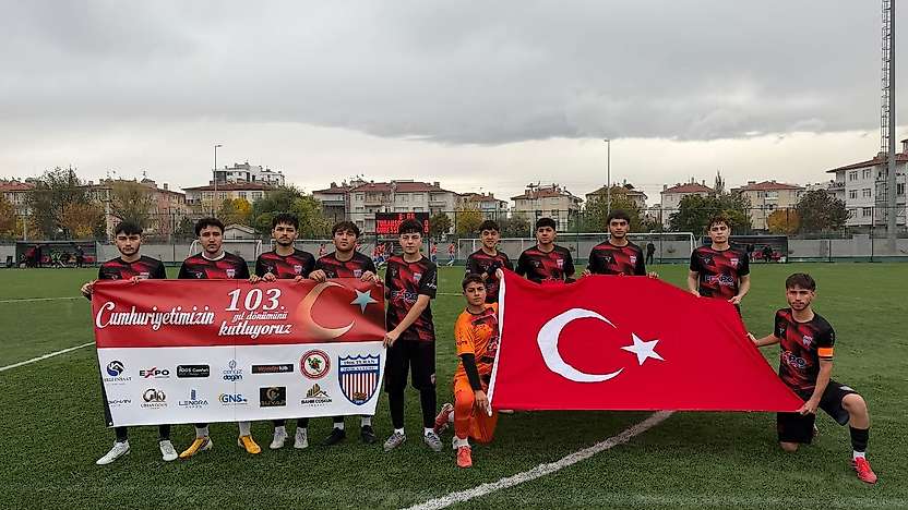 1966 Turanspor'dan Cumhuriyet Bayramı'nda anlamlı mesaj