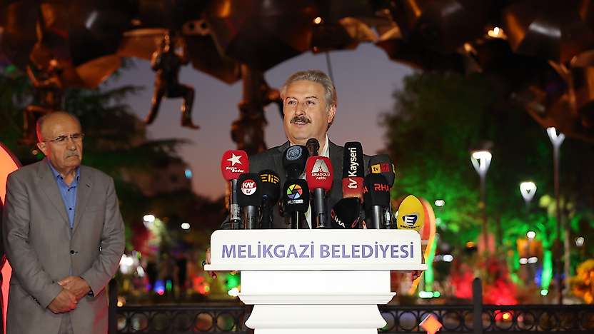 Başkan Palancıoğlu müjdeyi verdi: Hunat'a kentsel dönüşüm geliyor