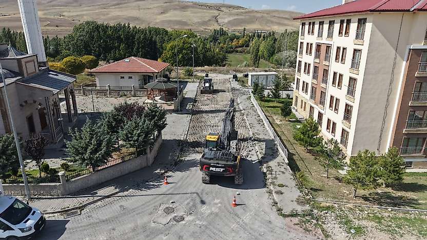 Bünyan'da TOKİ Yolu'nun yapım çalışmalarına başlandı