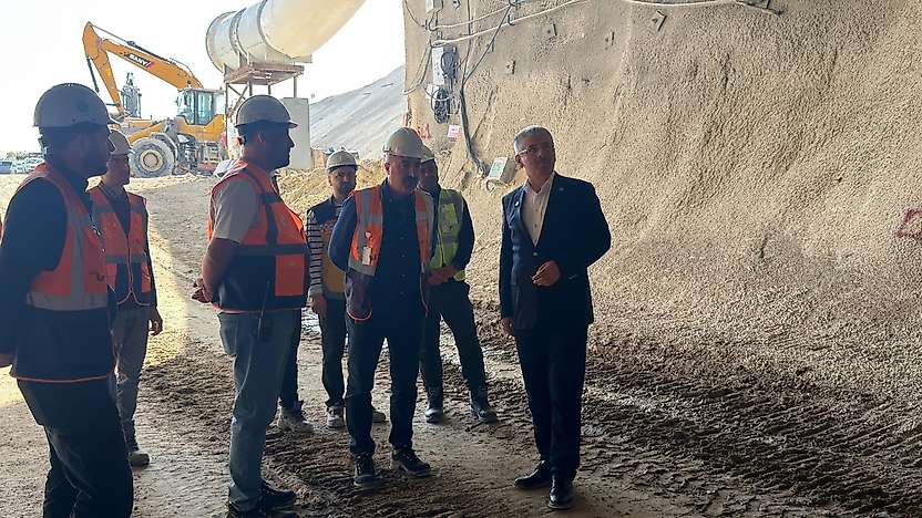Çopuroğlu: 'Kayseri - Ankara yüksek hızlı tren hattında çoğu bitti, azı kaldı'