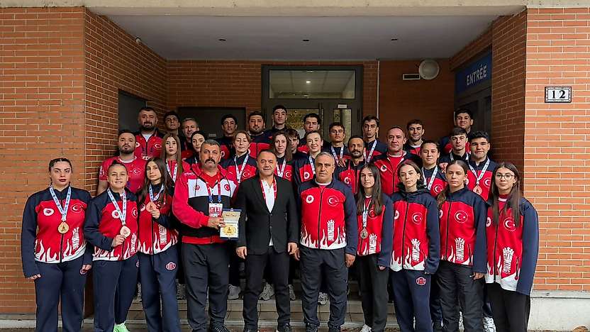 Kayserili sporcular Paris'ten 3 madalyayla döndü
