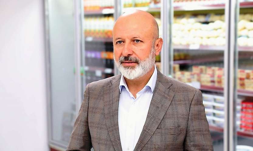 Başkan Çolakbayrakdar: 'Paranın geçmediği mağazalarda hemşehrilerimizin yanındayız'