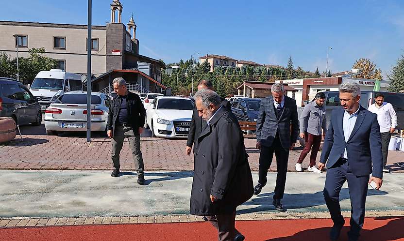 Talas Yamaç Paraşütü İniş Alanı'na göz kamaştıran tartan pist